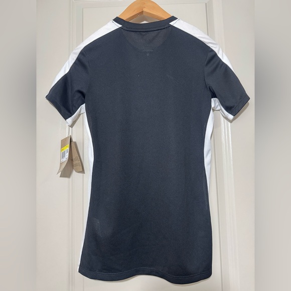 NWT Nike Women’s Dri-FIT Soccer Training Shirt Navy White Athletic Top - Picture 5 of 6